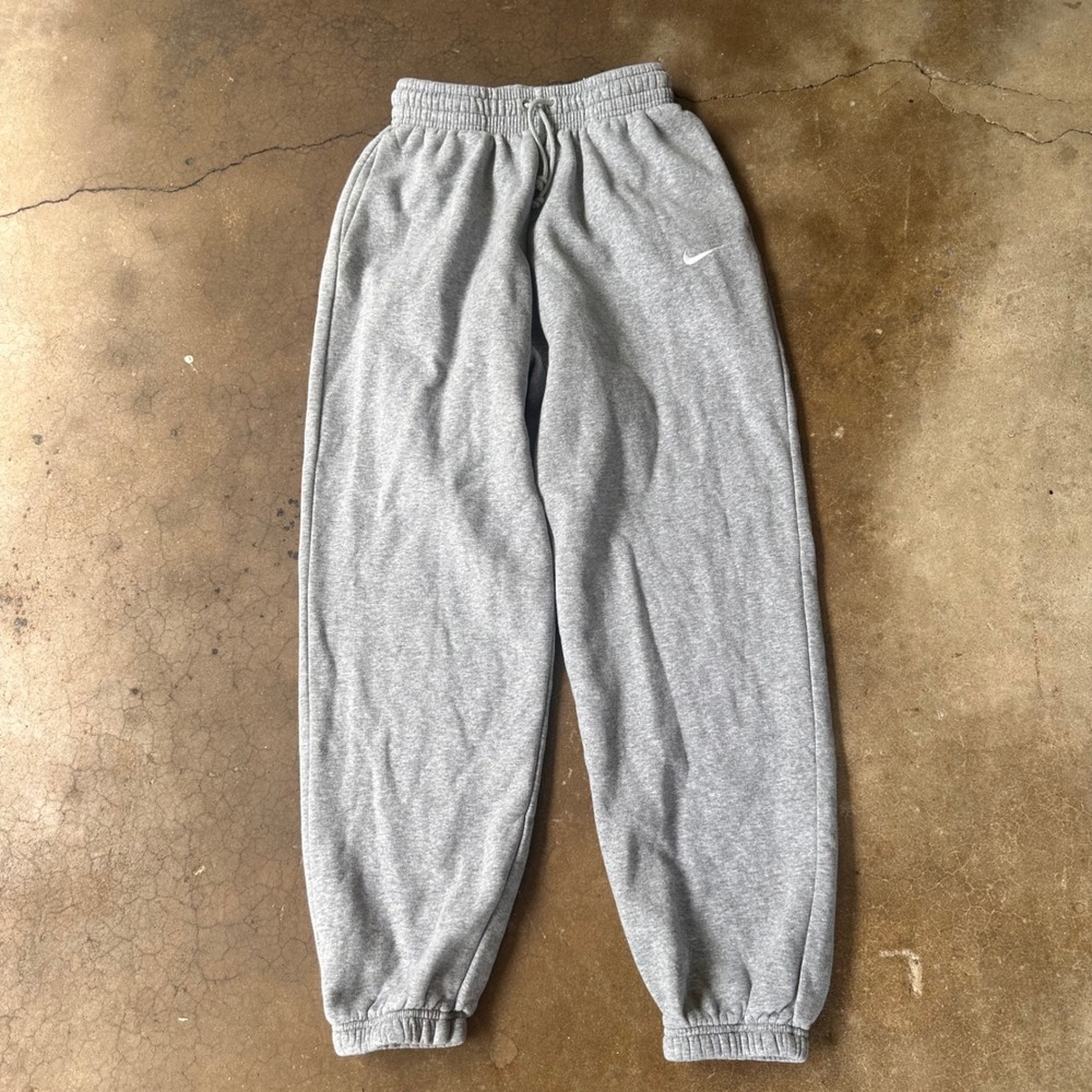 Nike Sweatpants Womens XS Gray Excellent Fleece Joggers Embroidered Logo